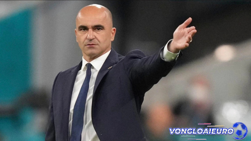 huấn luyện viên Roberto Martinez