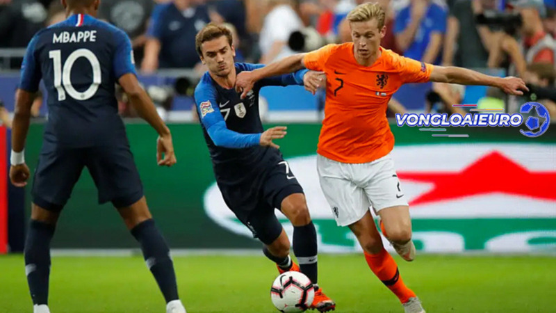 Sự trở lại của tiền vệ Hà Lan Frenkie De Jong